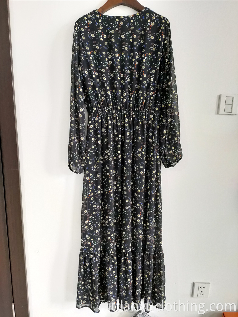 OEM Factory Made Long Sleeves Non-stretchy Floral Dress